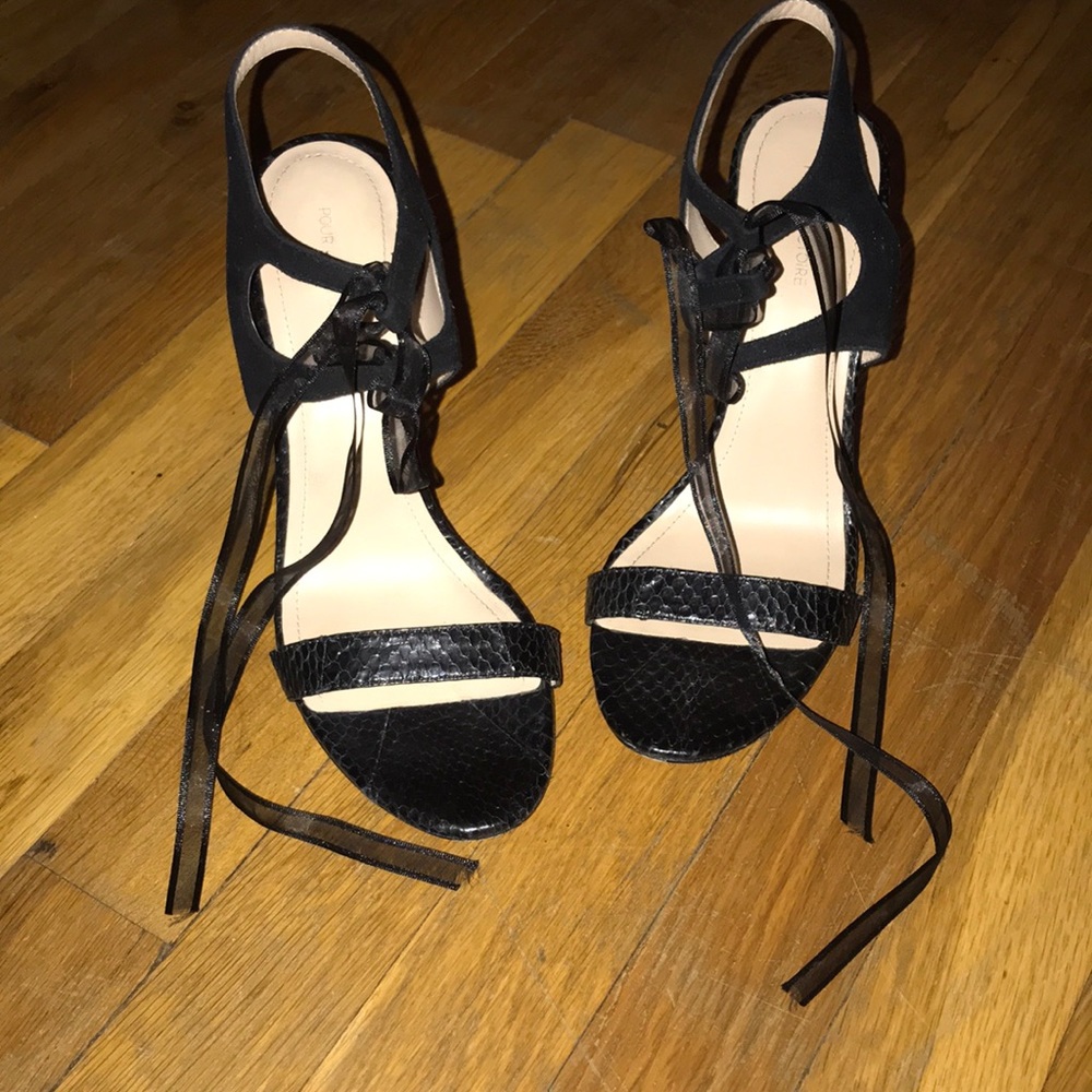 Pour la Victoire black heels . Size 8.5